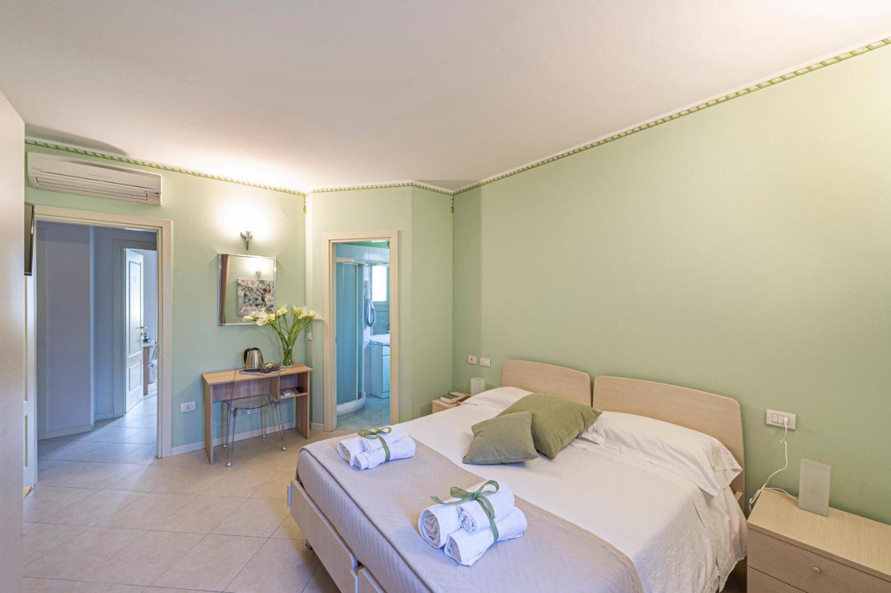 B&B Casa Paola Moniga del Garda Eksteriør billede
